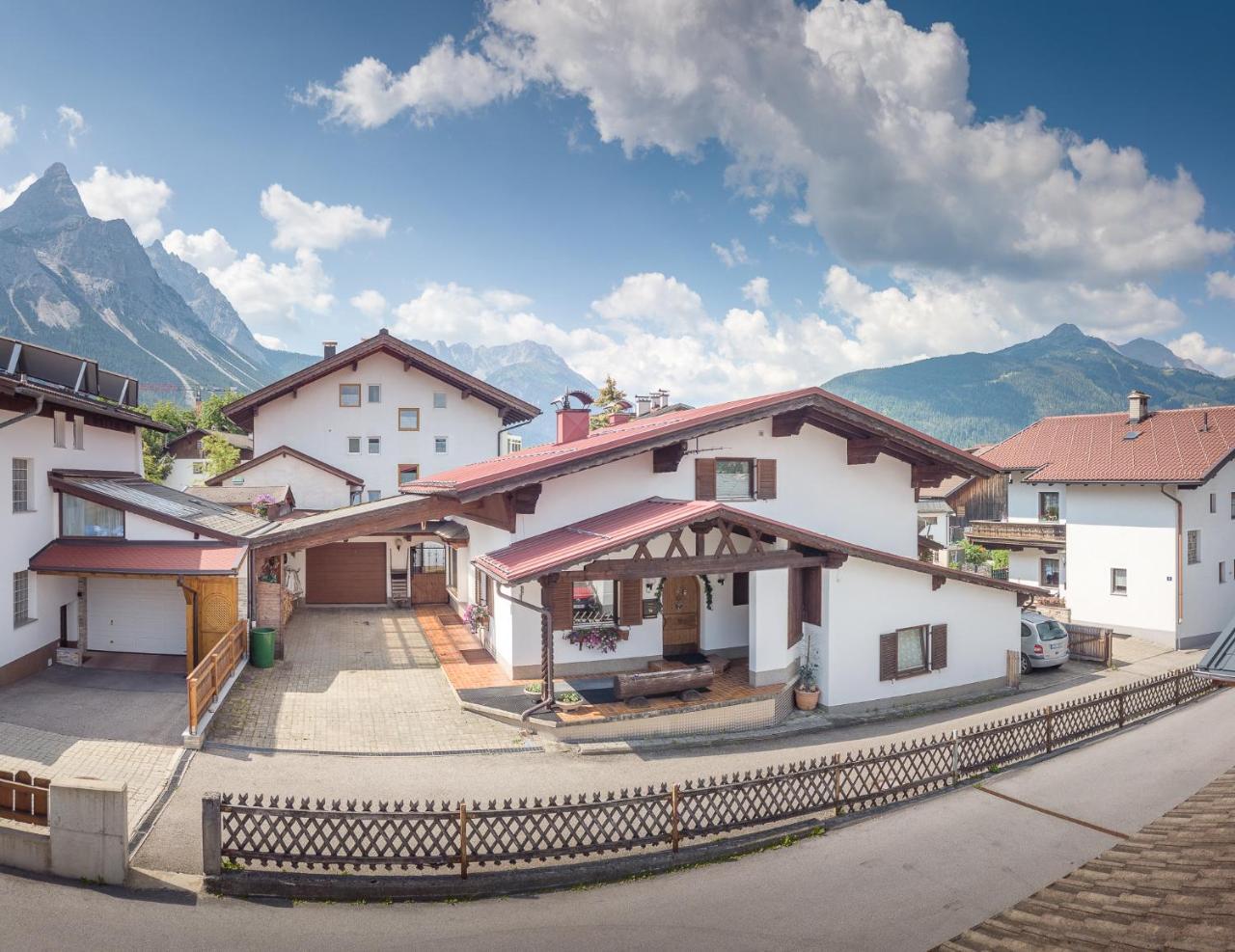 Chalet Holzerstubn Ehrwald Exterior photo